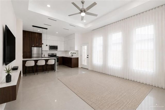916 Glory Street 1, Alamo, TX 78516
