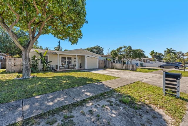 120 NW 52nd Ct, Oakland Park, FL 33309