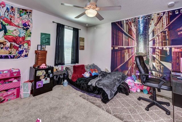 831 OAK HOLLOW LOOP, Deland, FL 32724