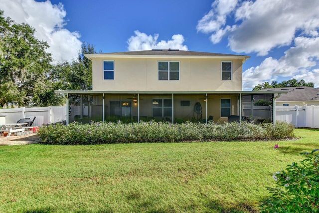 831 OAK HOLLOW LOOP, Deland, FL 32724