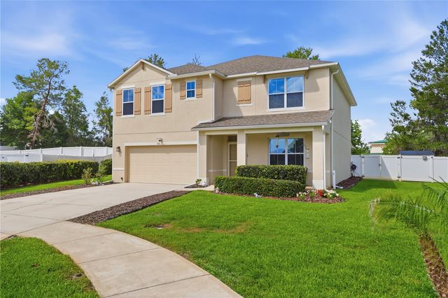 831 OAK HOLLOW LOOP, Deland, FL 32724