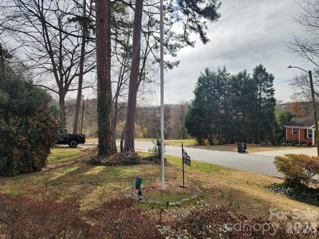 3139 Shenandoah Avenue, Charlotte, NC 28205