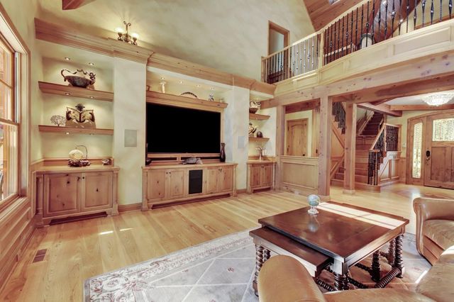 13027 Robin Rd, Nevada City, CA 95959