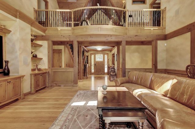 13027 Robin Rd, Nevada City, CA 95959