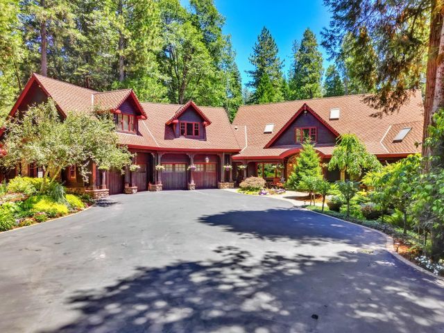 13027 Robin Rd, Nevada City, CA 95959