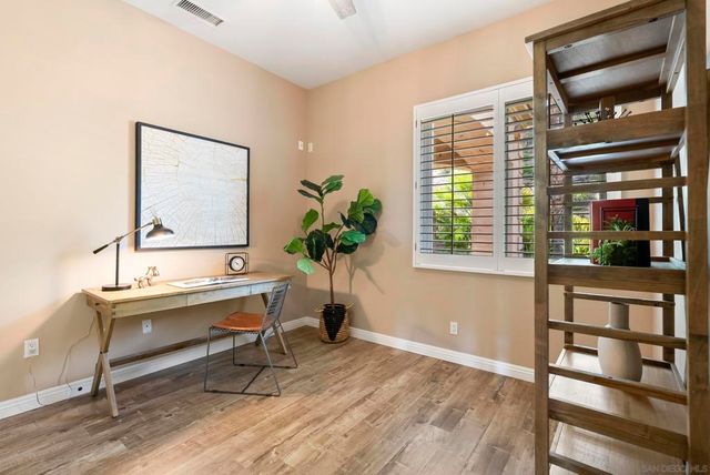 1101 Sierra Linda, Escondido, CA 92025