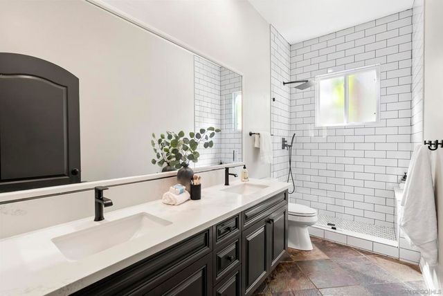 1101 Sierra Linda, Escondido, CA 92025