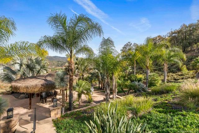 1101 Sierra Linda, Escondido, CA 92025