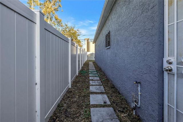 1410 PRESCOTT STREET S, St Petersburg, FL 33712