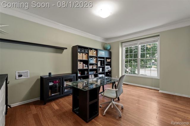 887 Loggers Circle, Rochester, MI 48307