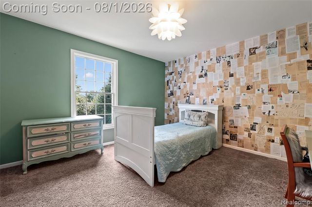 887 Loggers Circle, Rochester, MI 48307
