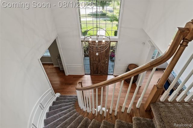 887 Loggers Circle, Rochester, MI 48307
