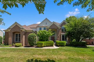 887 Loggers Circle, Rochester, MI 48307