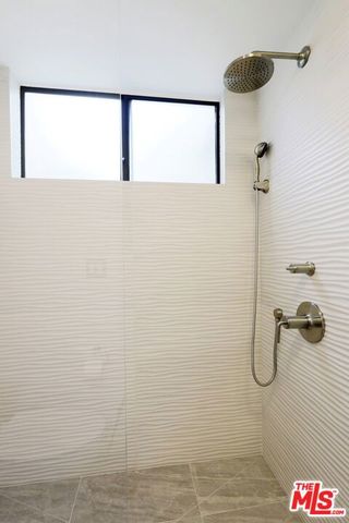 21821 Burbank Boulevard 151, Los Angeles, CA 91367