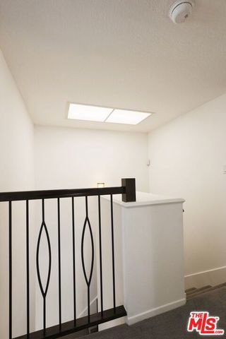 21821 Burbank Boulevard 151, Los Angeles, CA 91367