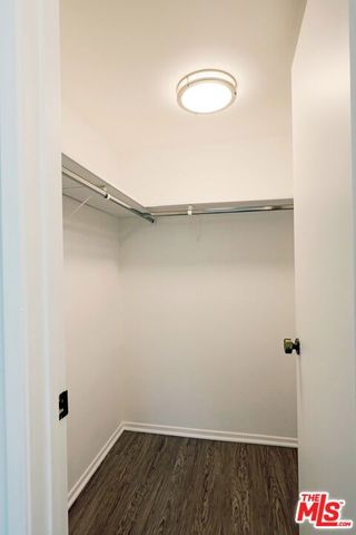 21821 Burbank Boulevard 151, Los Angeles, CA 91367