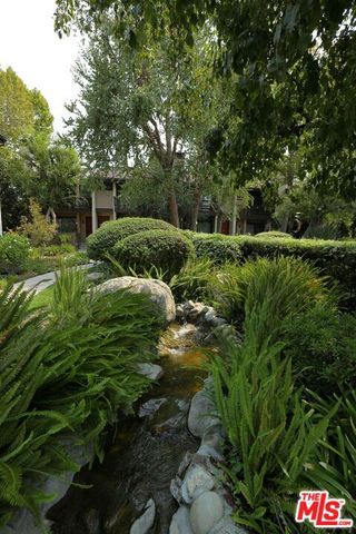 21821 Burbank Boulevard 151, Los Angeles, CA 91367