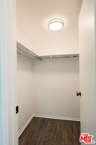 21821 Burbank Boulevard 151, Los Angeles, CA 91367