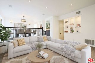 21821 Burbank Boulevard 151, Los Angeles, CA 91367