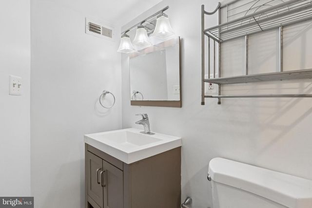 139 VENTNOR TER, Dundalk, MD 21222