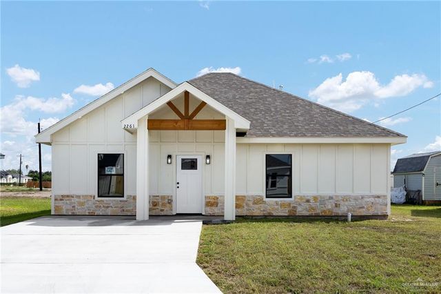 2261 Victoriano Street, Weslaco, TX 78596