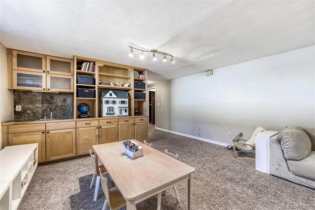 5425 E 3rd Avenue, Denver, CO 80220