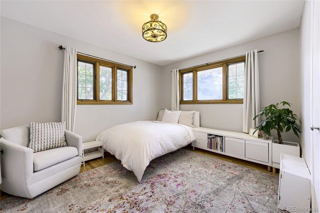 5425 E 3rd Avenue, Denver, CO 80220