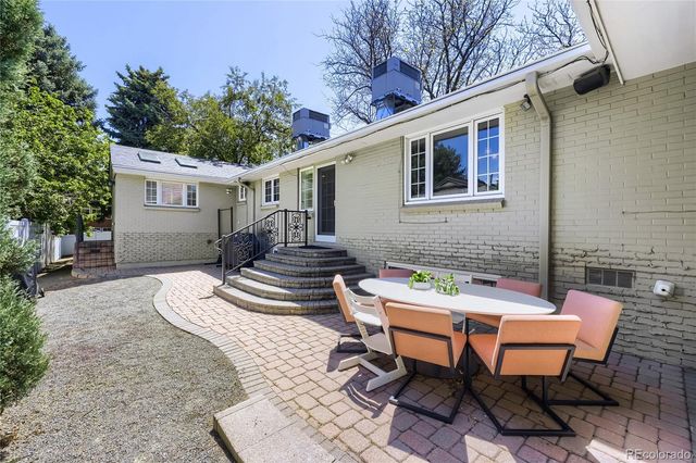 5425 E 3rd Avenue, Denver, CO 80220