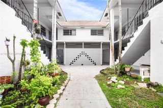 10305 SW 40th St 0, Miami, FL 33165