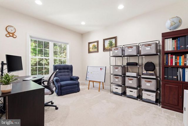 7101 IDYLWOOD RD, Falls Church, VA 22043