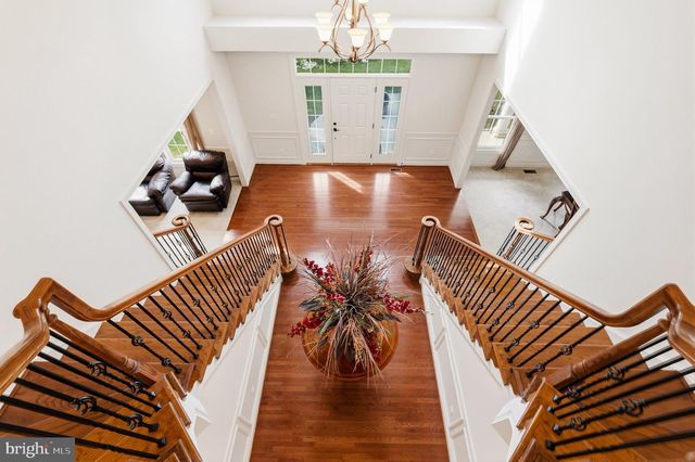 7101 IDYLWOOD RD, Falls Church, VA 22043