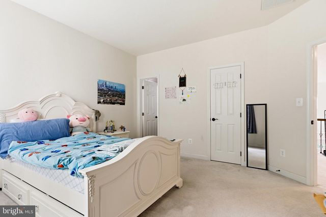 7101 IDYLWOOD RD, Falls Church, VA 22043
