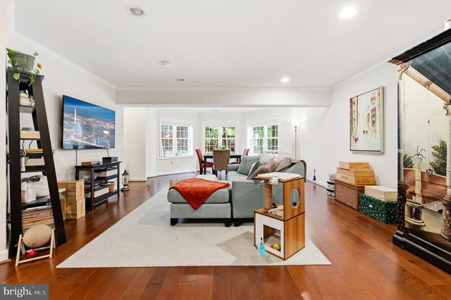 7101 IDYLWOOD RD, Falls Church, VA 22043