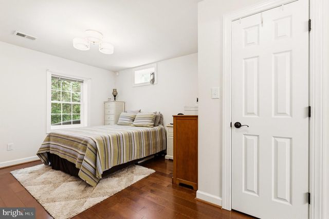 7101 IDYLWOOD RD, Falls Church, VA 22043