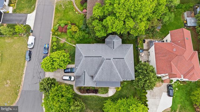 7101 IDYLWOOD RD, Falls Church, VA 22043