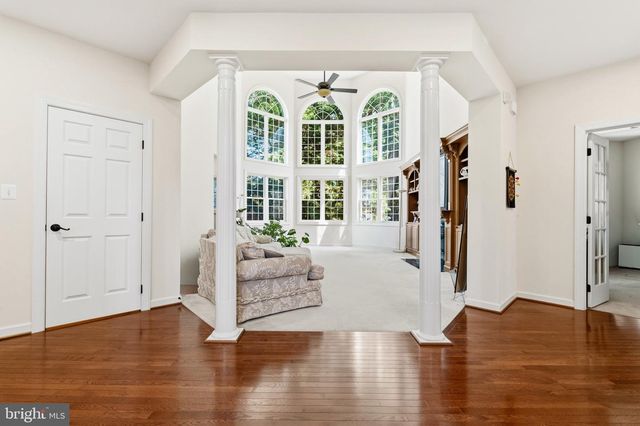 7101 IDYLWOOD RD, Falls Church, VA 22043