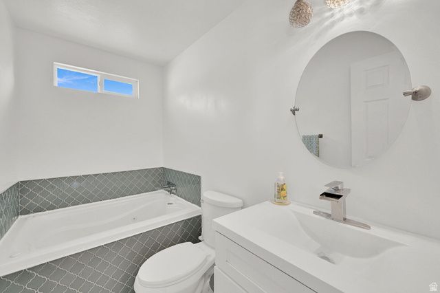 1466 N LEWIS PEAK DR, Ogden, UT 84404