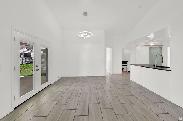 1466 N LEWIS PEAK DR, Ogden, UT 84404