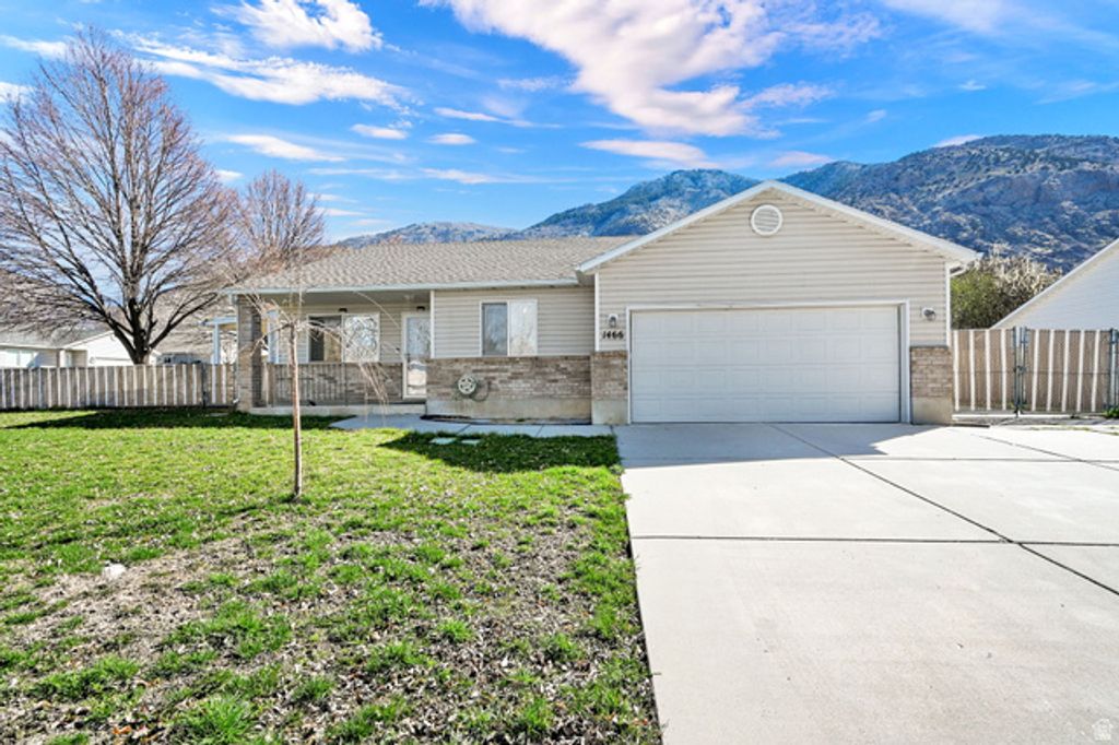 1466 N LEWIS PEAK DR, Ogden, UT 84404