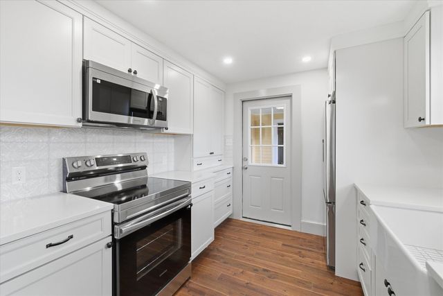 112 Mammoth Road, Manchester, NH 03109