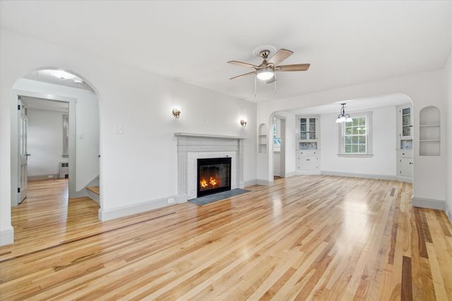 112 Mammoth Road, Manchester, NH 03109