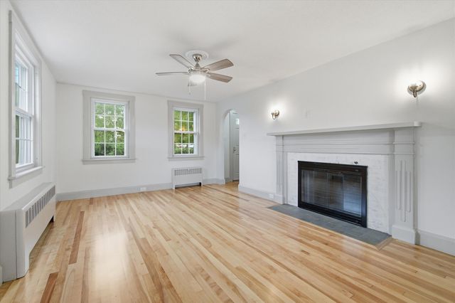 112 Mammoth Road, Manchester, NH 03109