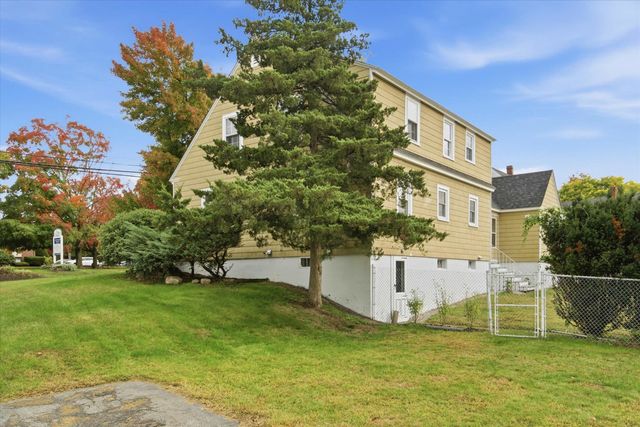 112 Mammoth Road, Manchester, NH 03109