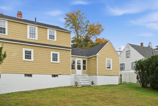 112 Mammoth Road, Manchester, NH 03109
