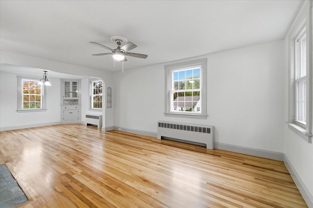112 Mammoth Road, Manchester, NH 03109