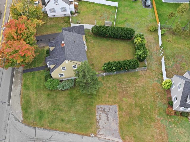 112 Mammoth Road, Manchester, NH 03109