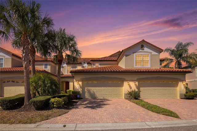 8142 MIRAMAR WAY, Bradenton, FL 34202