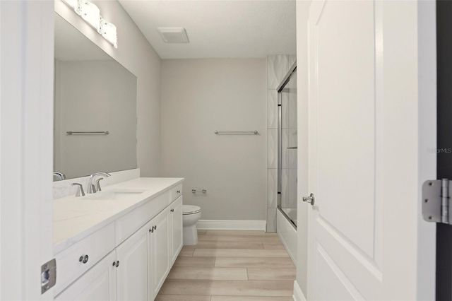 8142 MIRAMAR WAY, Bradenton, FL 34202
