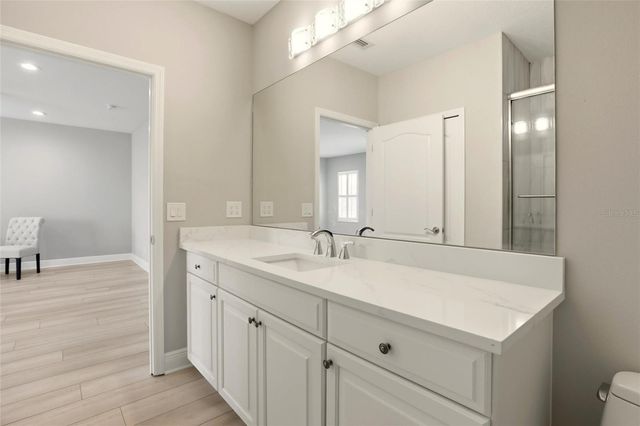 8142 MIRAMAR WAY, Bradenton, FL 34202