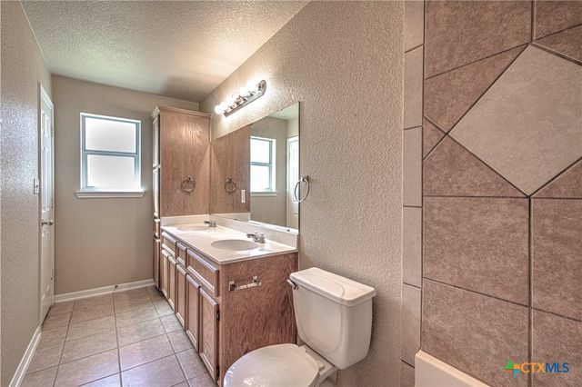 4202 Elms Run Circle, Killeen, TX 76542